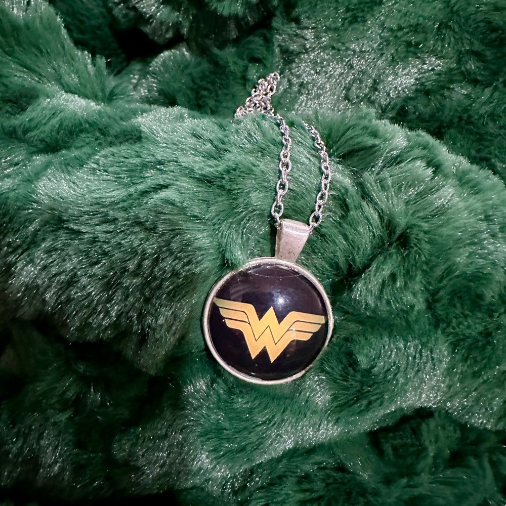 Silver Wonder Women Pendant Necklace with bonus 2nd necklace